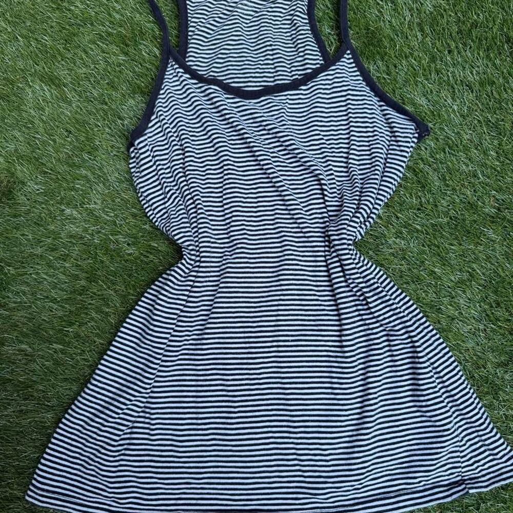 Old navy y2k black and white tank
